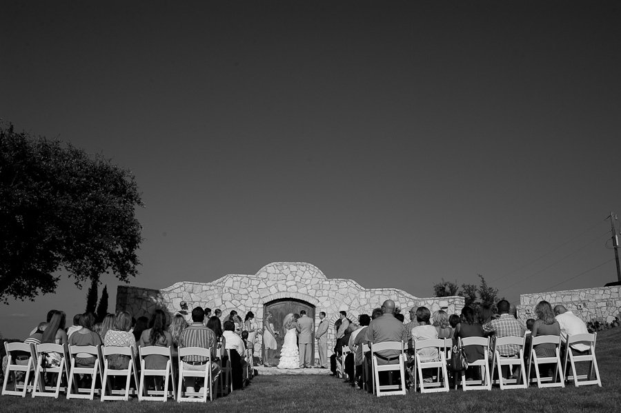 vintage chic austin wedding, austin wedding photographer, rancho mirando wedding