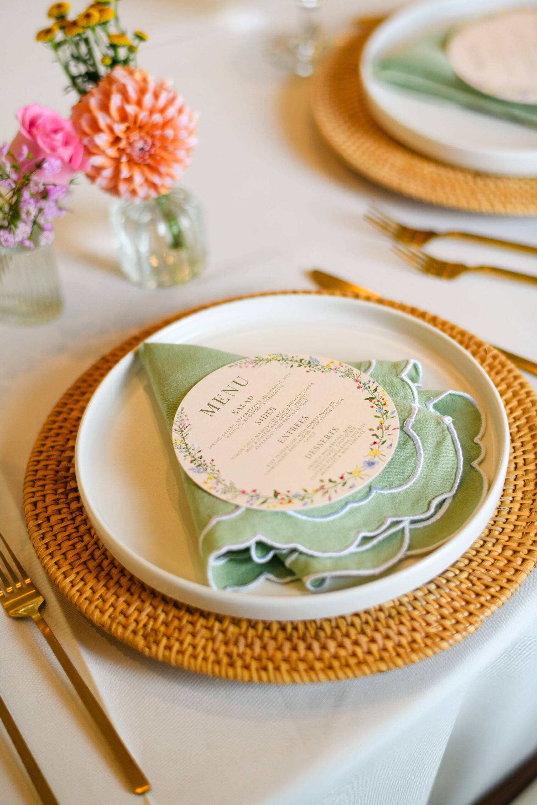 garden party spring wedding table decor